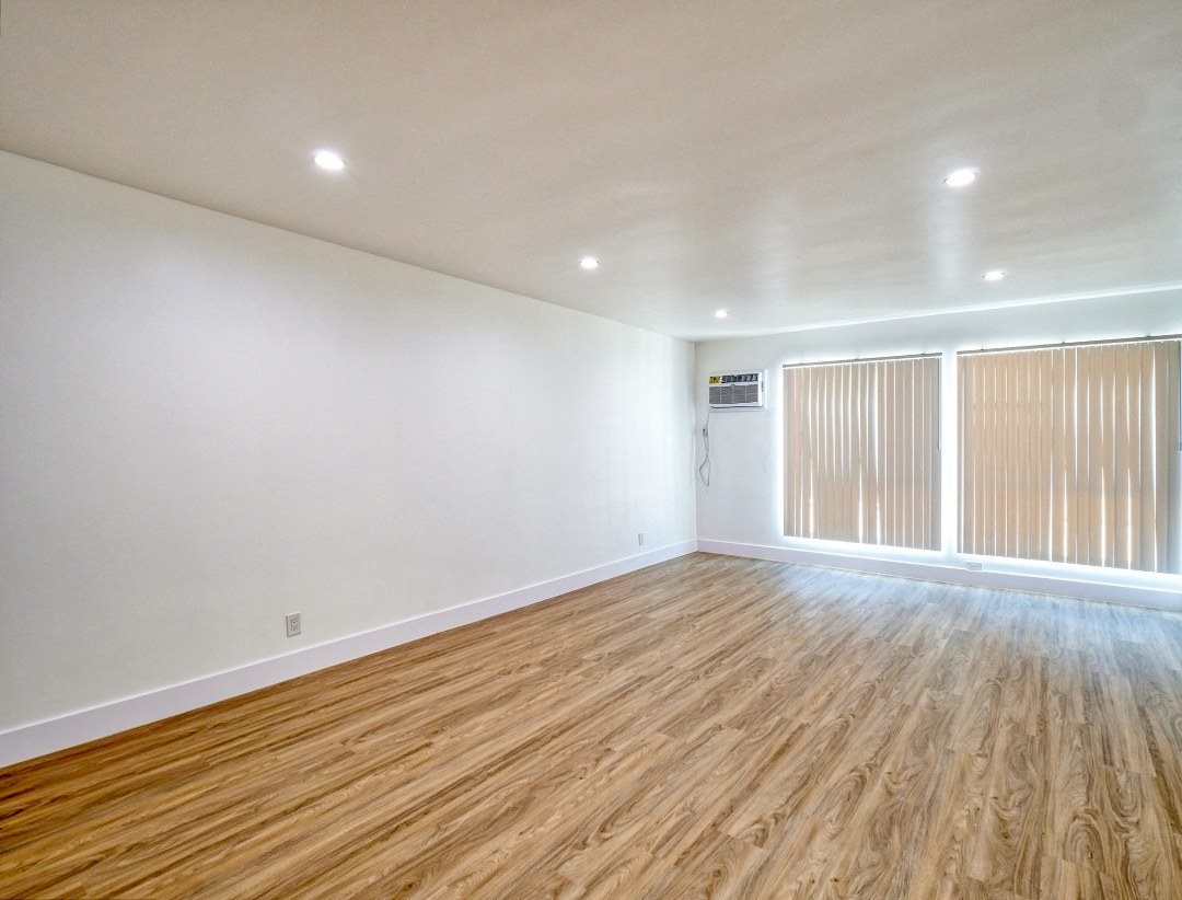 Gallery Photo 25